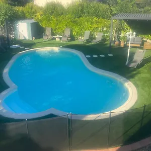 Appartamento Climatisé Avec Piscine Et Jardin, Villeneuve-Loubet